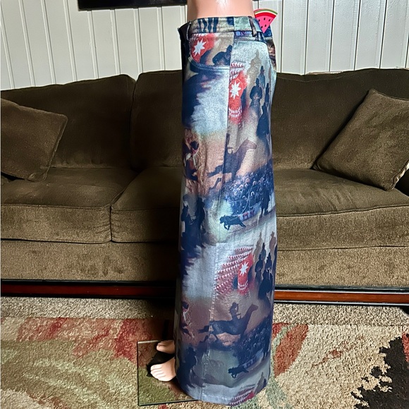 Equestrian Design • Small • Cowboy • Western • Indian • Blue/Black/ Red • Skirt - Picture 9 of 16